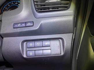 2021 Nissan Leaf - Thumbnail