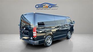 2021 Toyota Hiace - Thumbnail