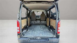 2021 Toyota Hiace - Thumbnail