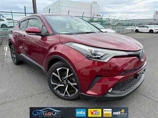 2017 Toyota C-HR - Thumbnail