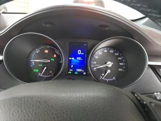2017 Toyota C-HR - Thumbnail