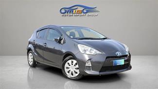 2012 Toyota Aqua - Thumbnail