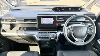 2018 Honda Step Wagon - Thumbnail