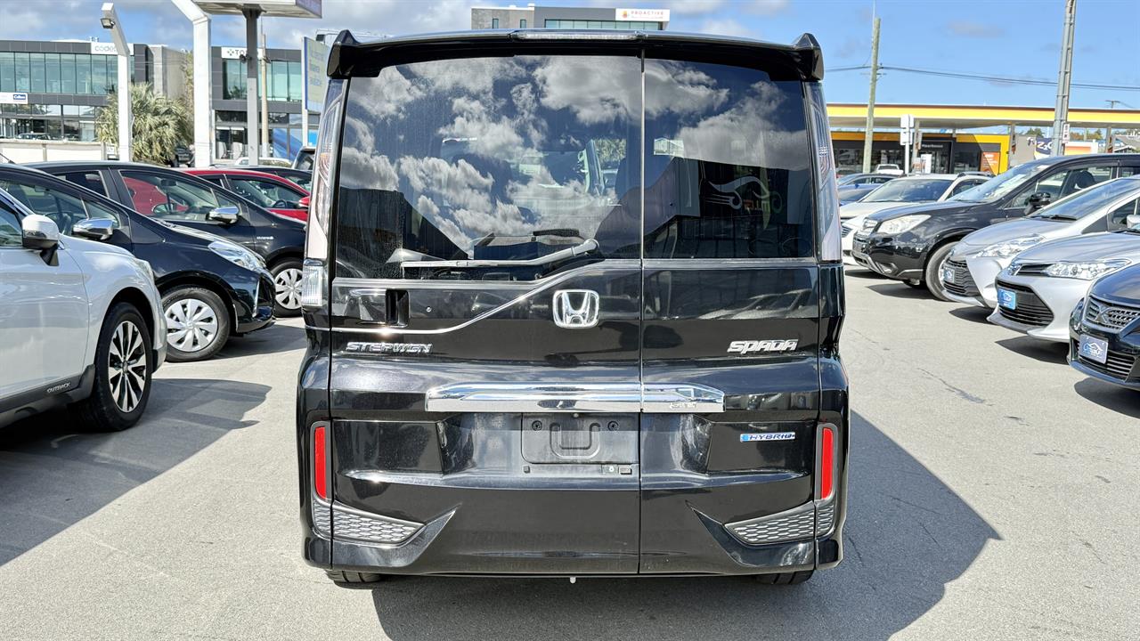 2018 Honda Step Wagon