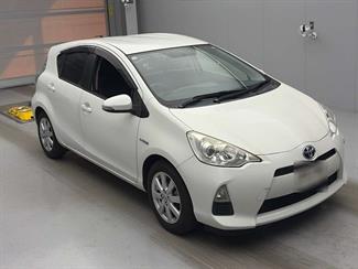 2014 Toyota Aqua - Thumbnail