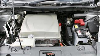 2016 Nissan Leaf - Thumbnail