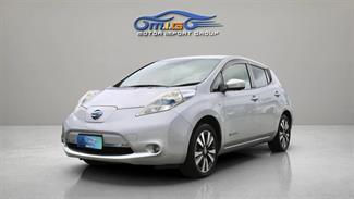 2016 Nissan Leaf - Thumbnail