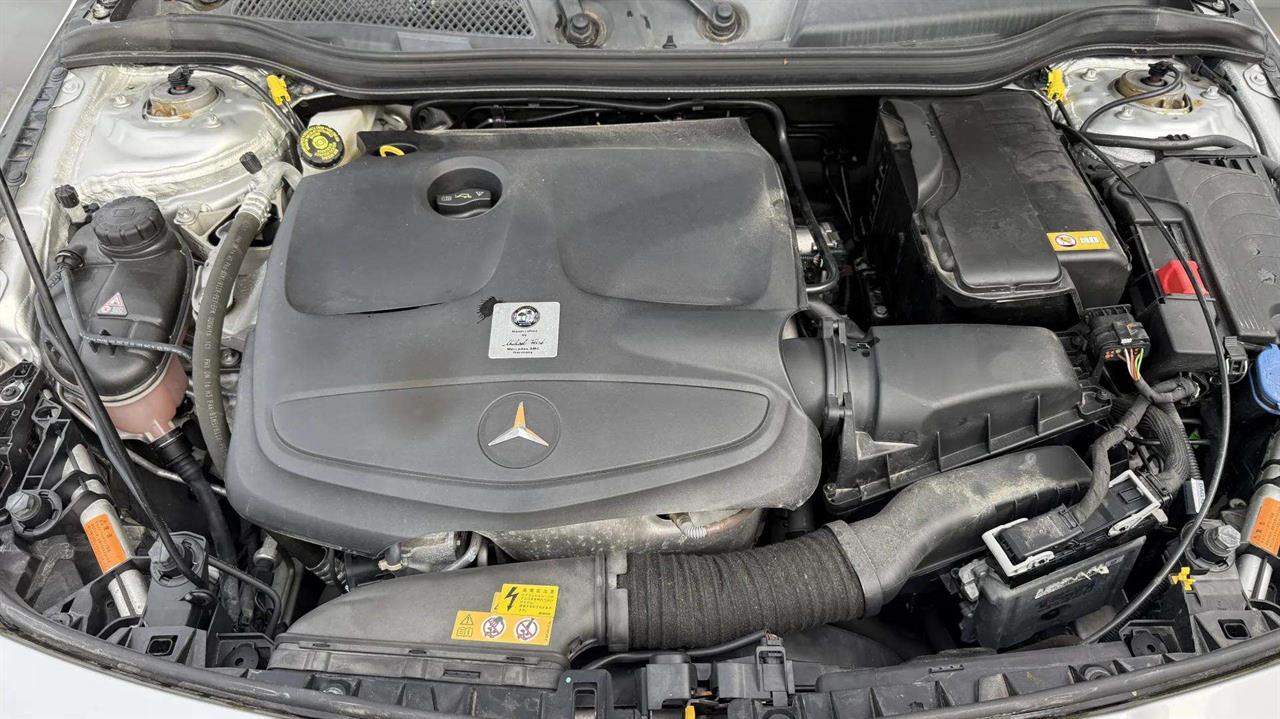 2016 Mercedes-Benz CLA250