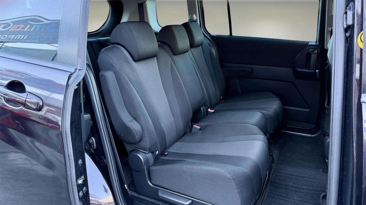 2015 Mazda Premacy