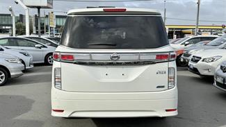 2012 Nissan Elgrand - Thumbnail