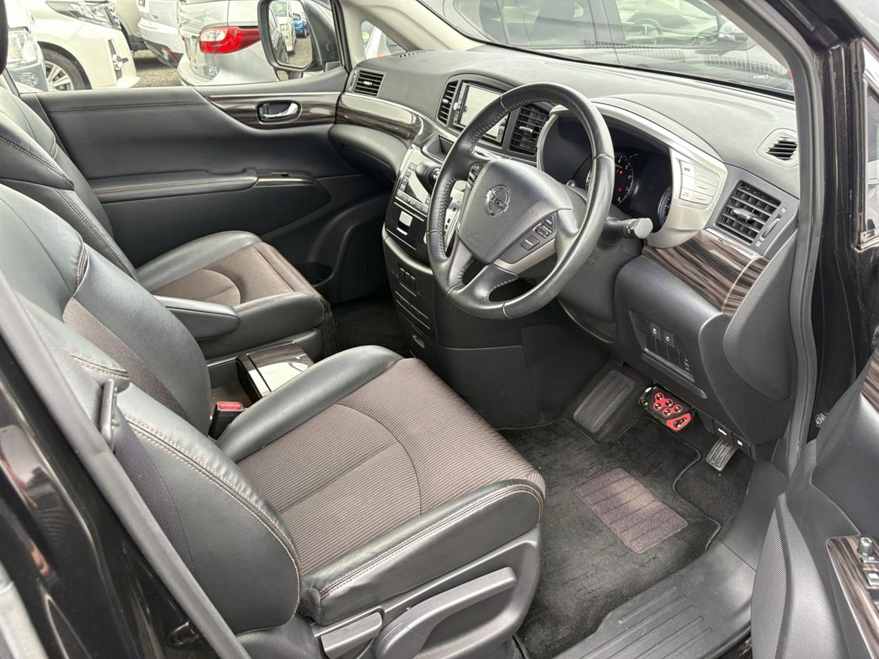 2016 Nissan Elgrand
