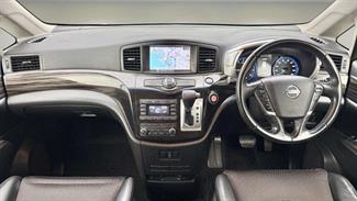 2015 Nissan Elgrand - Thumbnail