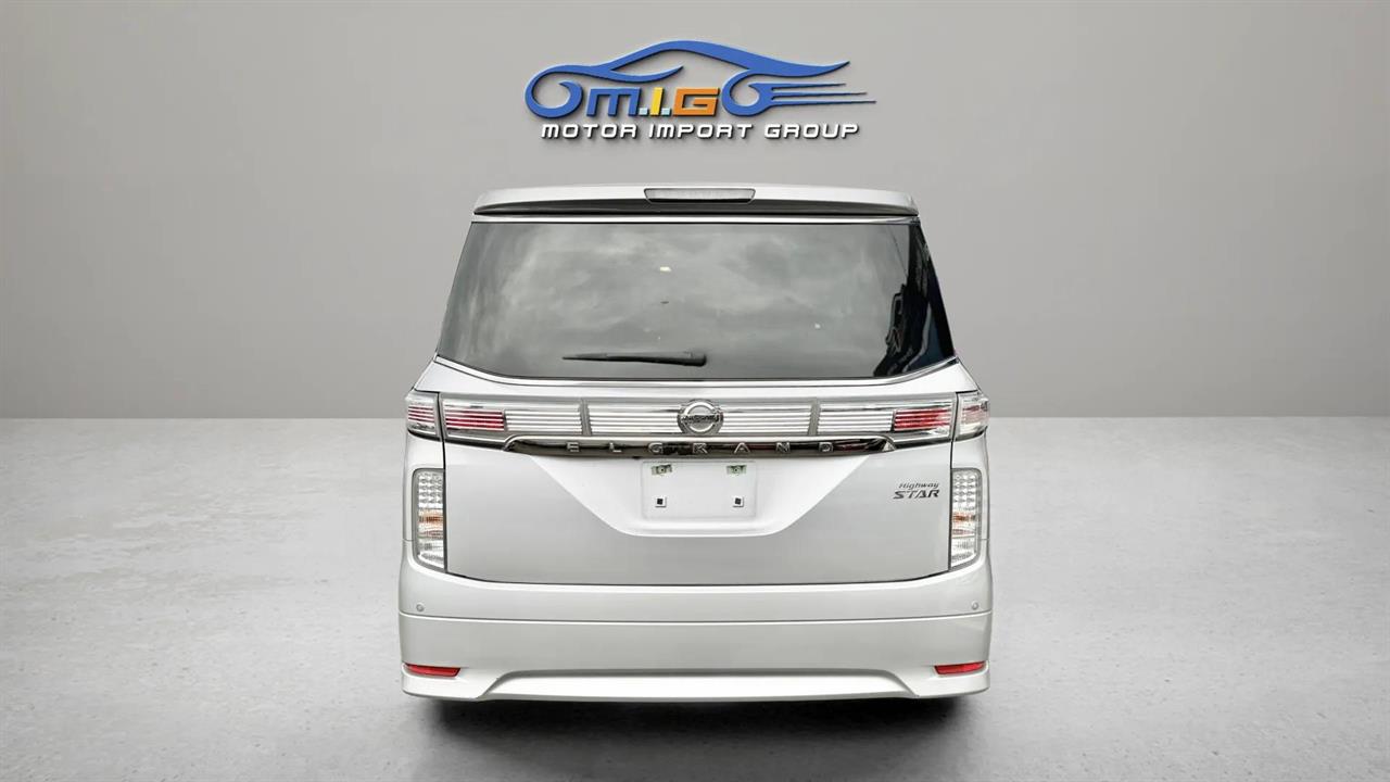 2015 Nissan Elgrand