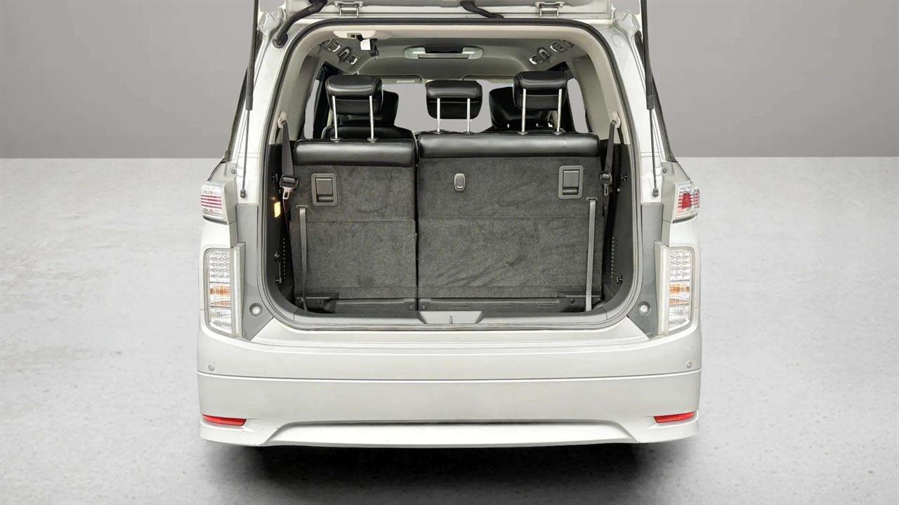 2015 Nissan Elgrand