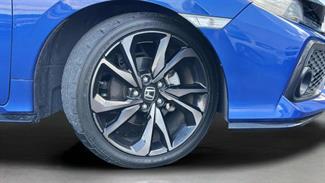 2019 Honda Civic - Thumbnail
