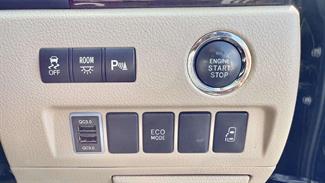 2012 Toyota Alphard - Thumbnail