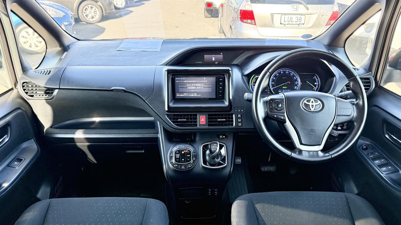 2015 Toyota Noah