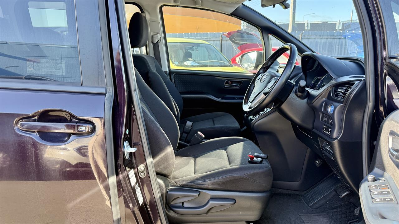 2015 Toyota Noah