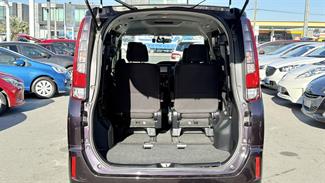 2015 Toyota Noah - Thumbnail