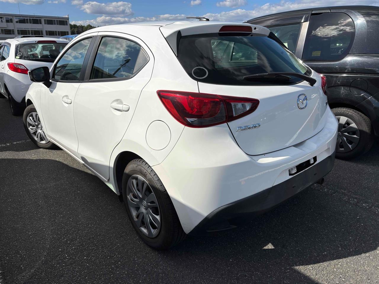 2015 Mazda Demio