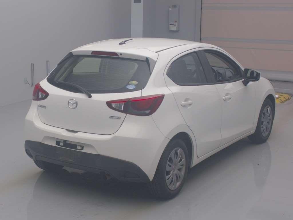 2015 Mazda Demio