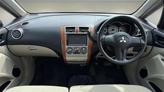 2010 Mitsubishi Colt - Thumbnail