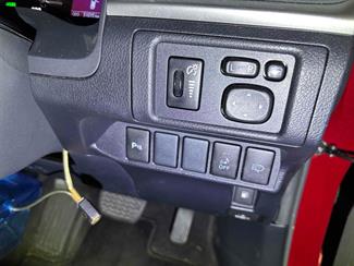 2012 Lexus CT 200H - Thumbnail