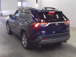 2021 Toyota Rav4 - Thumbnail