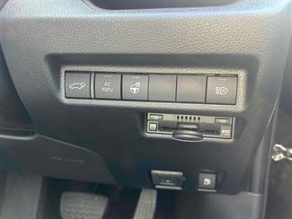 2021 Toyota Rav4 - Thumbnail