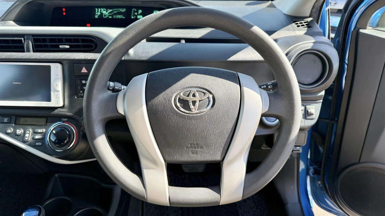 2013 Toyota Aqua