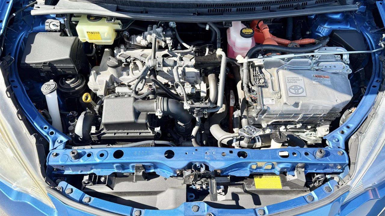 2013 Toyota Aqua