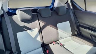 2013 Toyota Aqua - Thumbnail