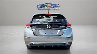 2018 Nissan Leaf - Thumbnail