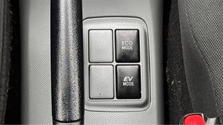 2012 Toyota Aqua - Thumbnail