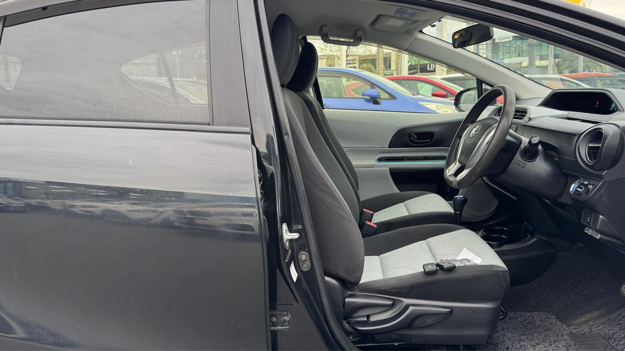 2012 Toyota Aqua