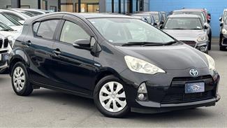 2012 Toyota Aqua - Thumbnail