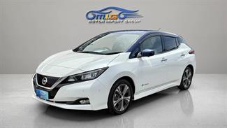 2017 Nissan Leaf - Thumbnail