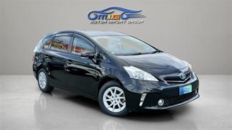 2013 Toyota Prius - Thumbnail