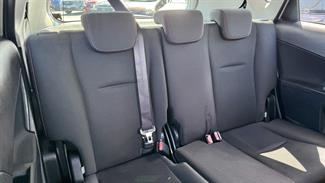 2014 Toyota Ractis - Thumbnail