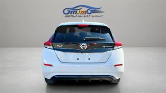 2020 Nissan Leaf - Thumbnail