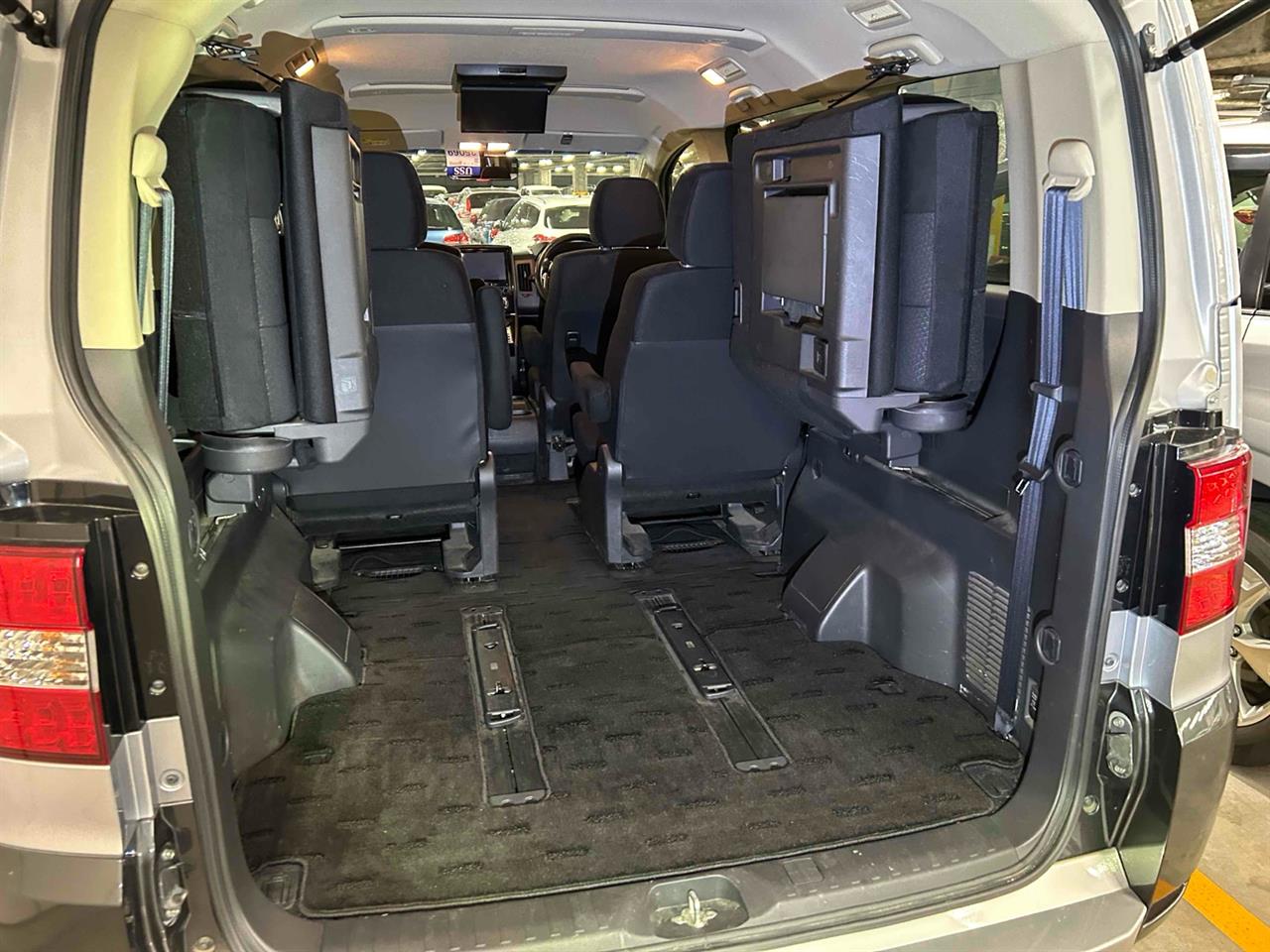 2016 Mitsubishi DELICA