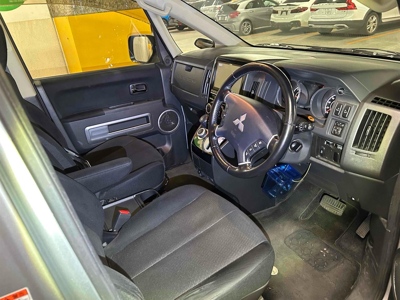 2016 Mitsubishi DELICA