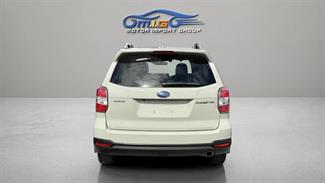 2015 Subaru Forester - Thumbnail