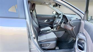 2021 Toyota Yaris - Thumbnail