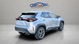 2021 Toyota Yaris - Thumbnail
