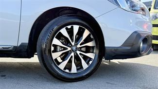 2016 Subaru Outback - Thumbnail