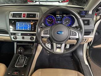 2016 Subaru Outback - Thumbnail