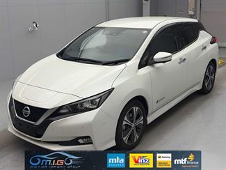 2018 Nissan Leaf - Thumbnail