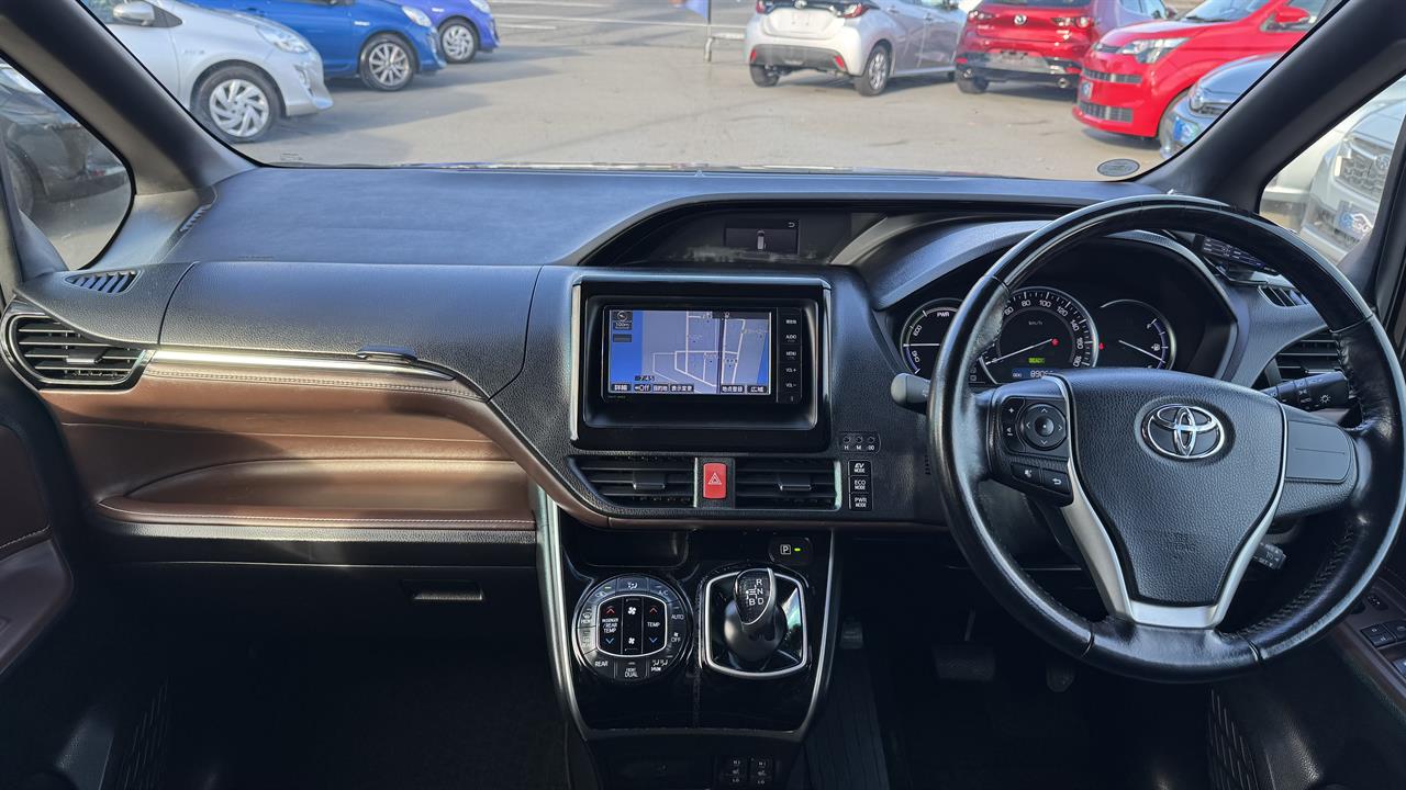2015 Toyota ESQUIRE