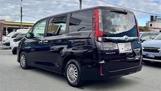2015 Toyota ESQUIRE - Thumbnail